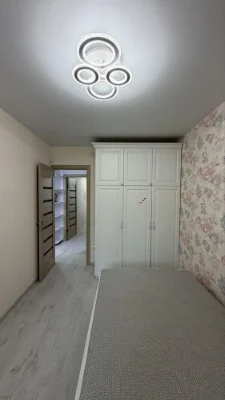 3к Лушпи початок (72кв) середній поверх а/опалення капітальн