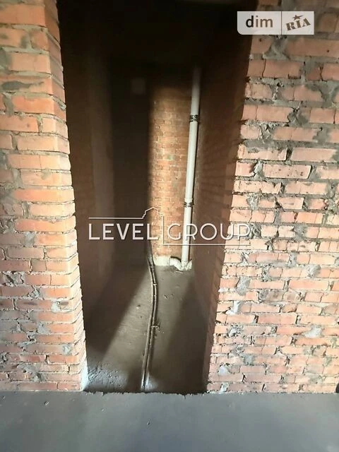 Sale of 2-room apartment 72.1 sq. m on Naberezhno-Rybalska st.