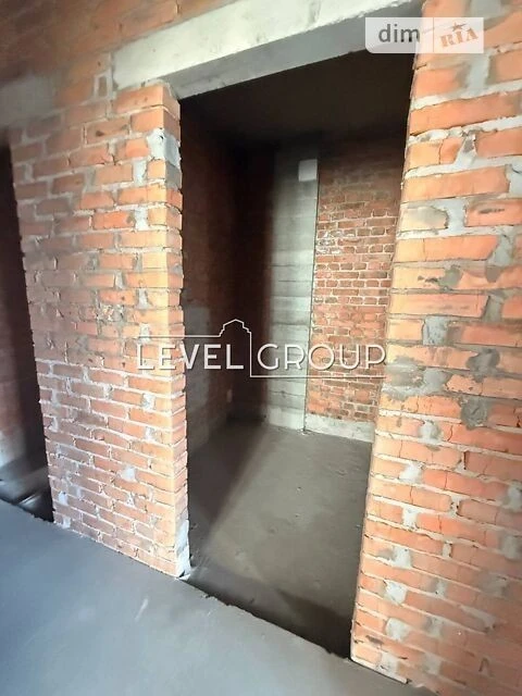 Sale of 2-room apartment 72.1 sq. m on Naberezhno-Rybalska st.