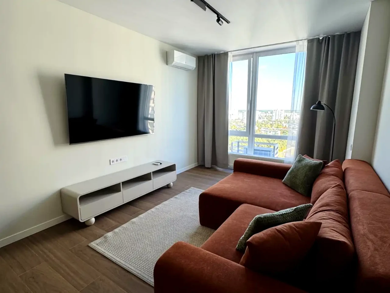 Оренда квартири 1-кімн. 50 м² 20/22 пов.