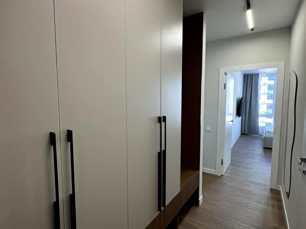 Оренда квартири 1-кімн. 50 м² 20/22 пов.