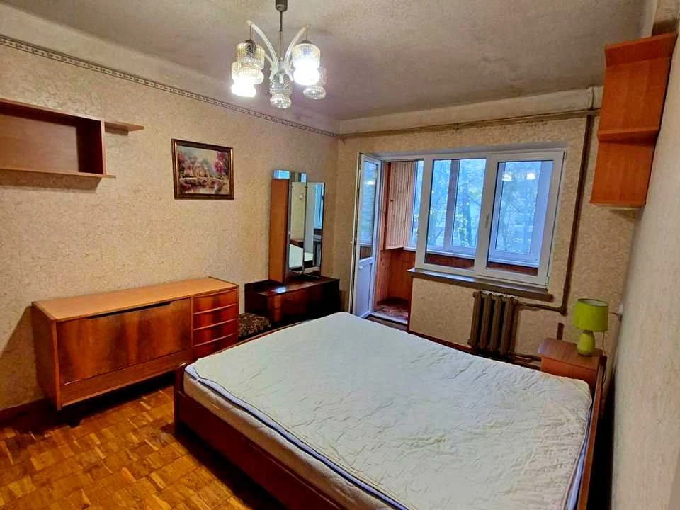 Квартира. Київ, Івана Виговського вул.