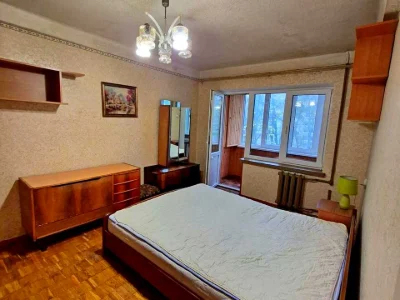 Квартира. Київ, Івана Виговського вул.