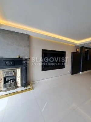 URGENT! 2K for sale Dniprovska embankment 1 Silver Breeze design