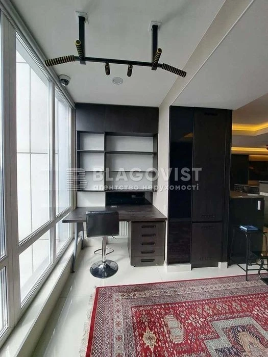 URGENT! 2K for sale Dniprovska embankment 1 Silver Breeze design
