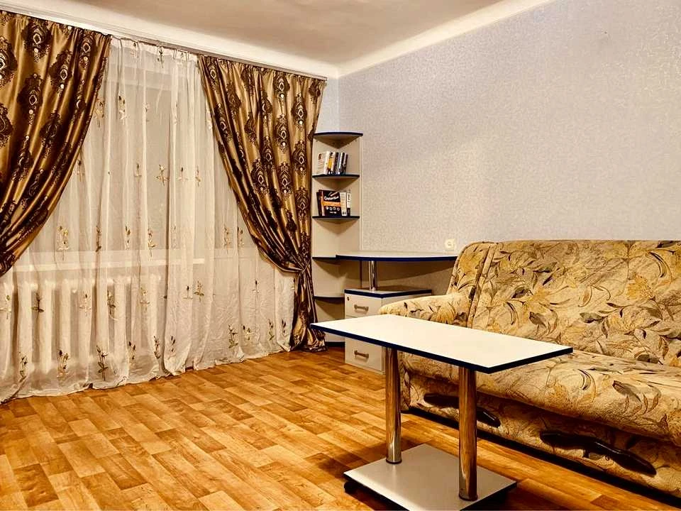 Квартира. Київ, Українська вул.