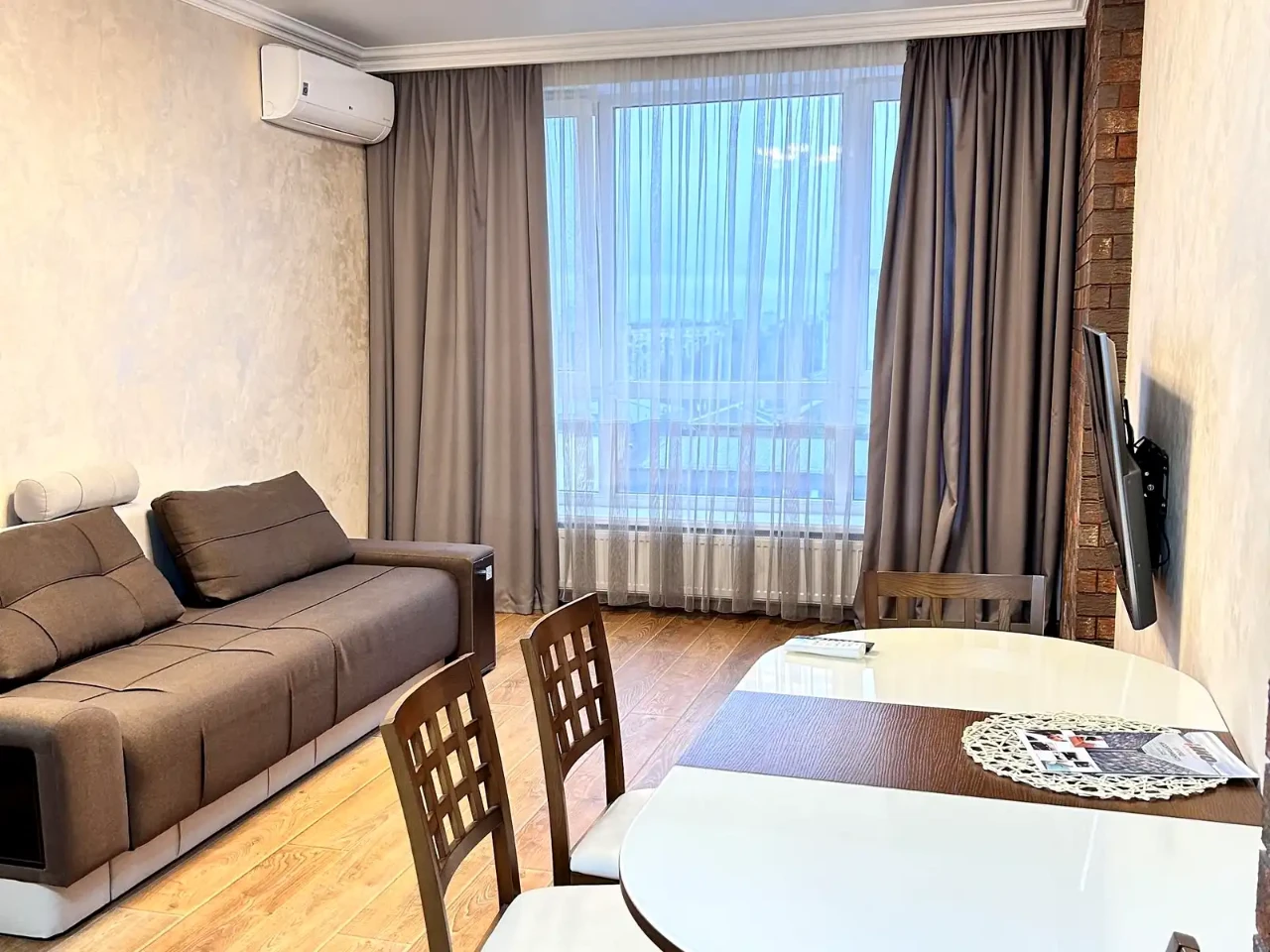 Оренда квартири 1-кімн. 45 м² 15/25 пов.