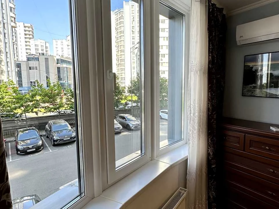 Квартира. Київ, Завальна вул.