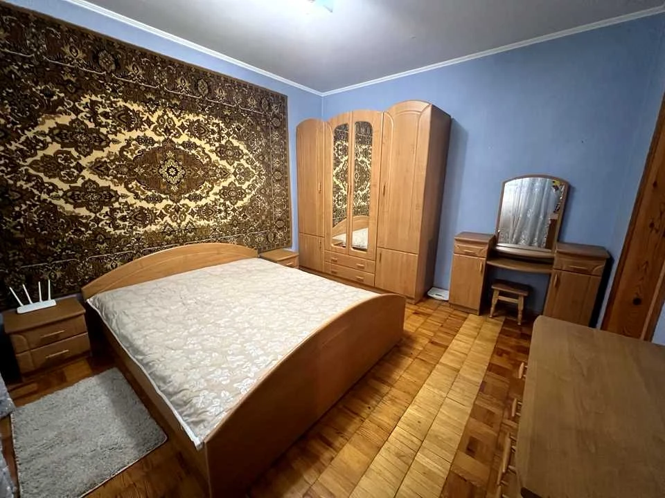 Квартира. Київ, Автозаводська вул.