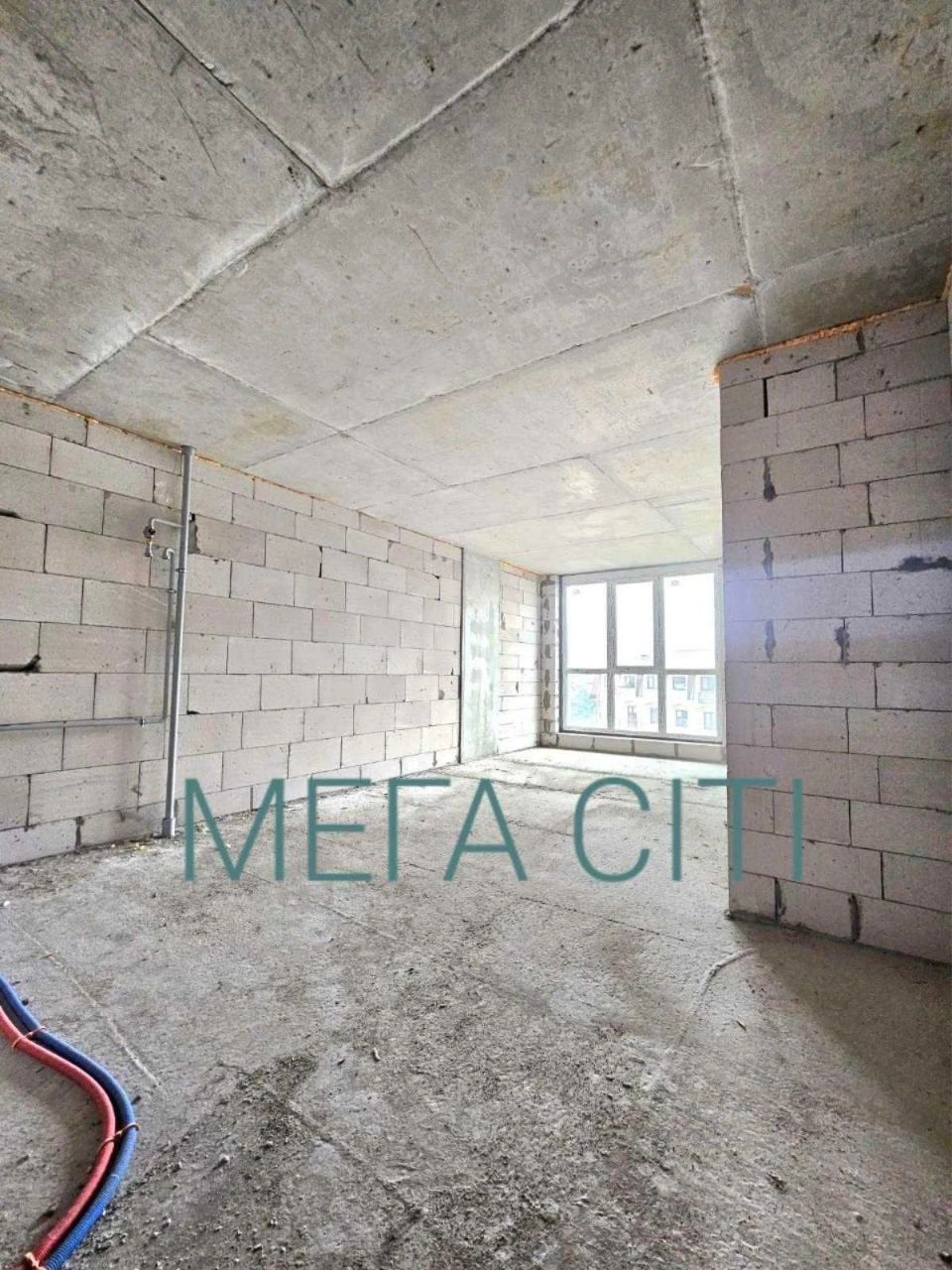 Продаж квартири біля метро!  Право власності-Податки мінімал