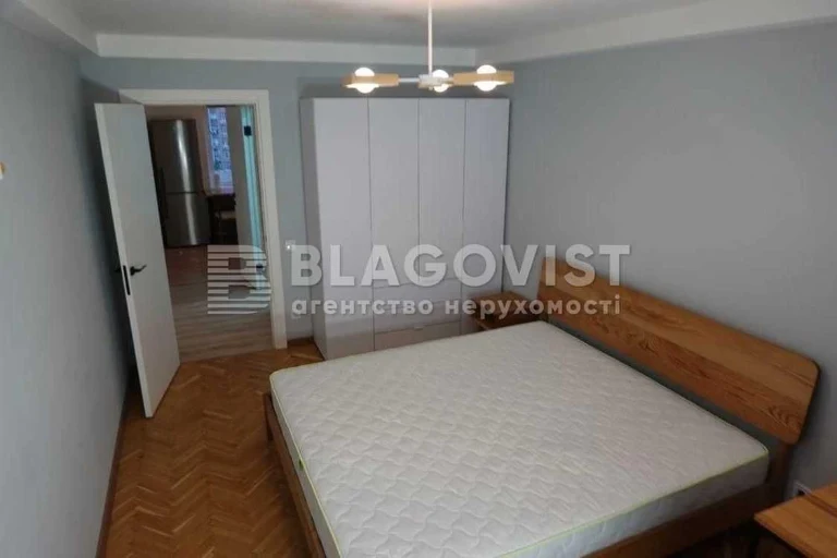 Продаж гарненької 2-к квартири вул. Плеханова Березняки, Рус