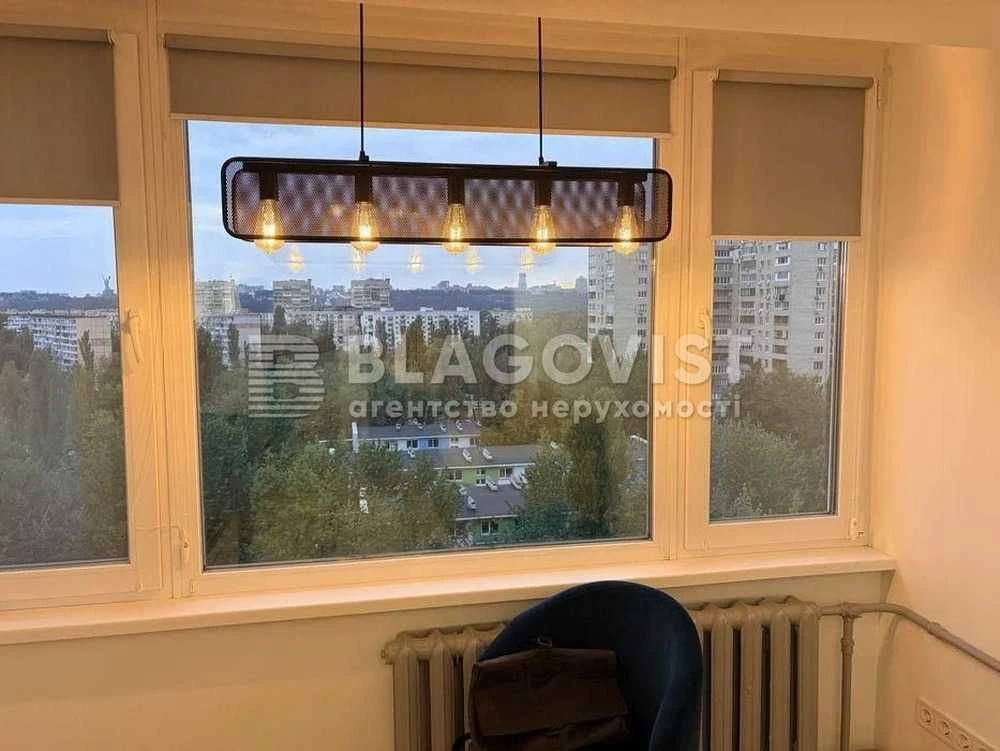 Продаж гарненької 2-к квартири вул. Плеханова Березняки, Рус