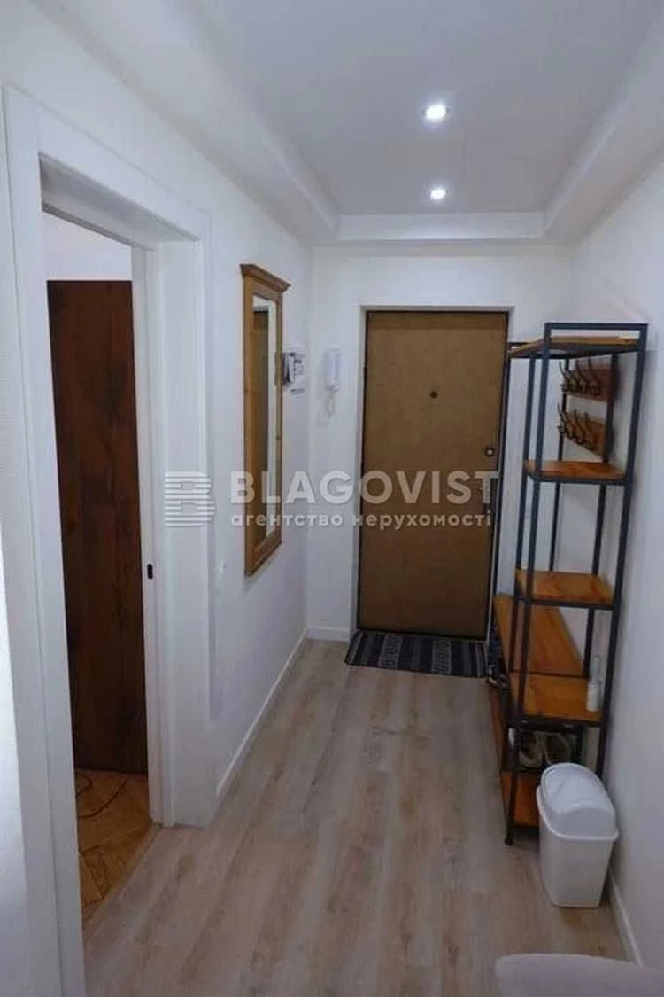 Продаж гарненької 2-к квартири вул. Плеханова Березняки, Рус