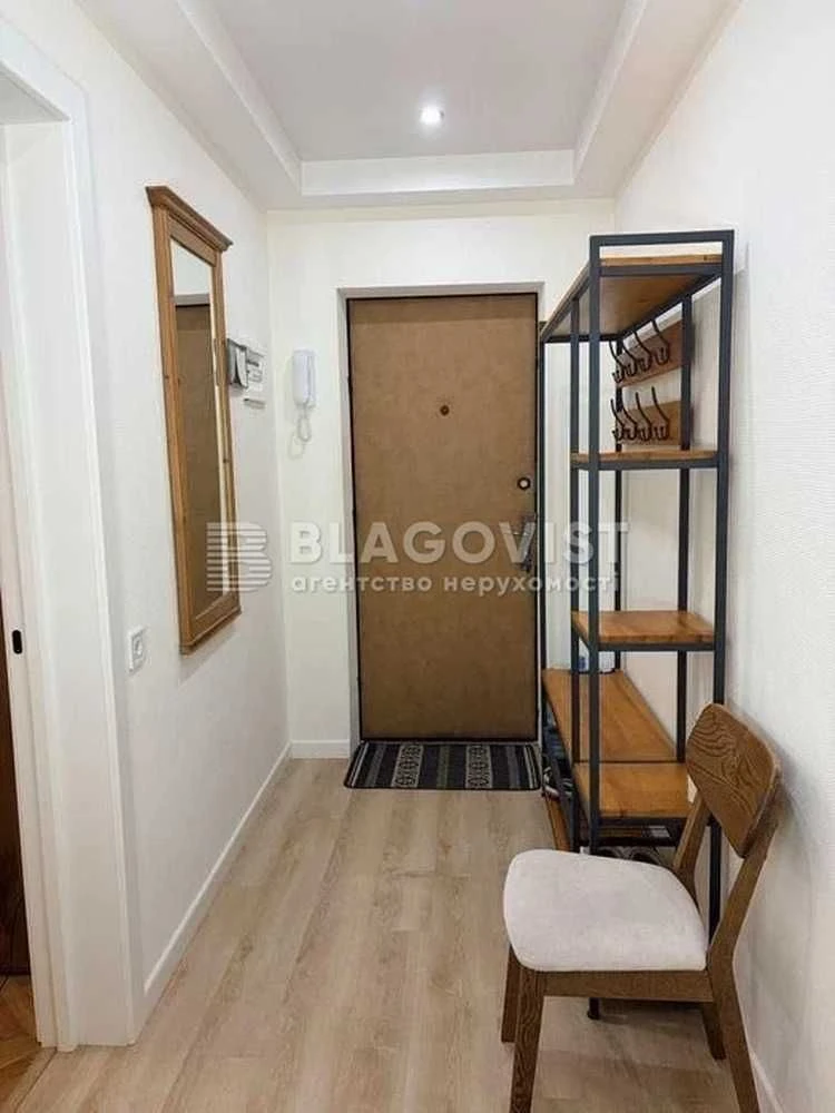 Продаж гарненької 2-к квартири вул. Плеханова Березняки, Рус