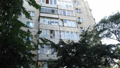 Продаж гарненької 2-к квартири вул. Плеханова Березняки, Рус