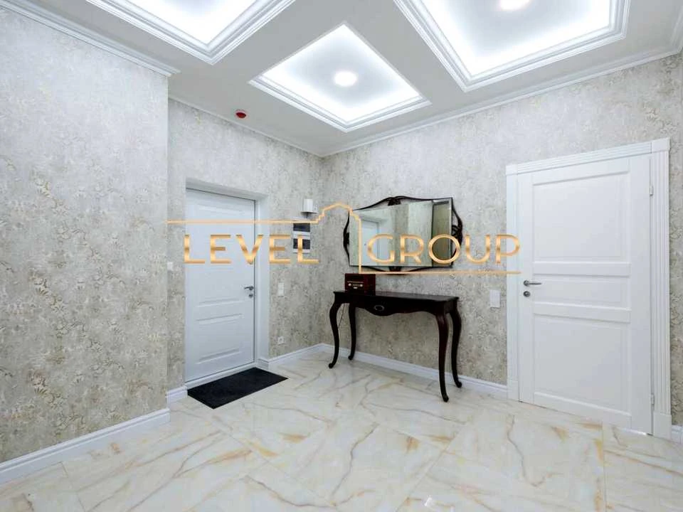 Квартира. Київ, Євгена Коновальця вул.