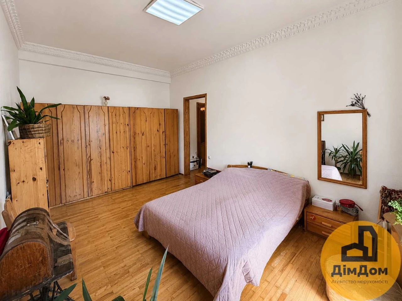 Продаж ексклюзиквної квартири вулиця Хрещатик, 29