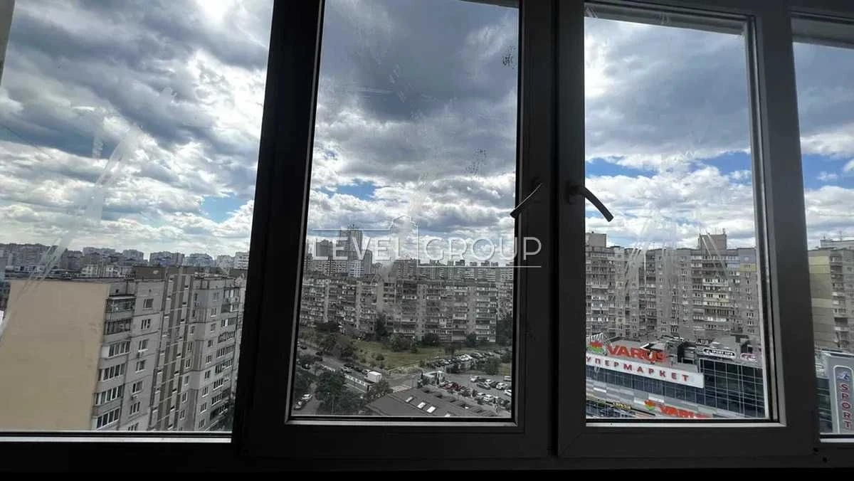 Продаж 2к квартири вул. Дагоманова 23 Дарницький район