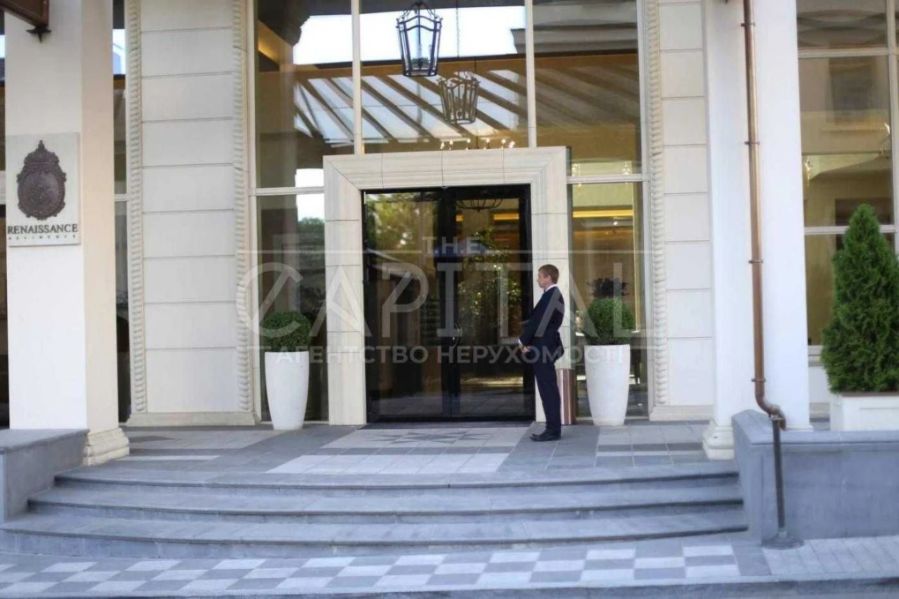Продаж квартири, вул. Новоселицька, ЖК Renaissance Residence
