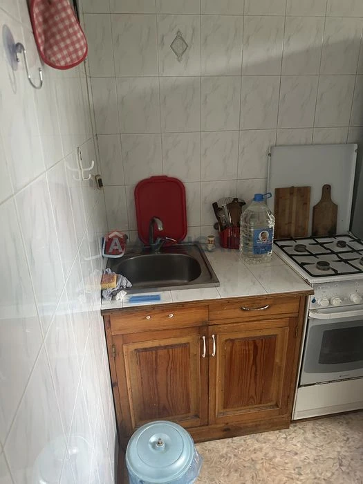 I am selling a 3-room apartment, Osypenkivskyi.