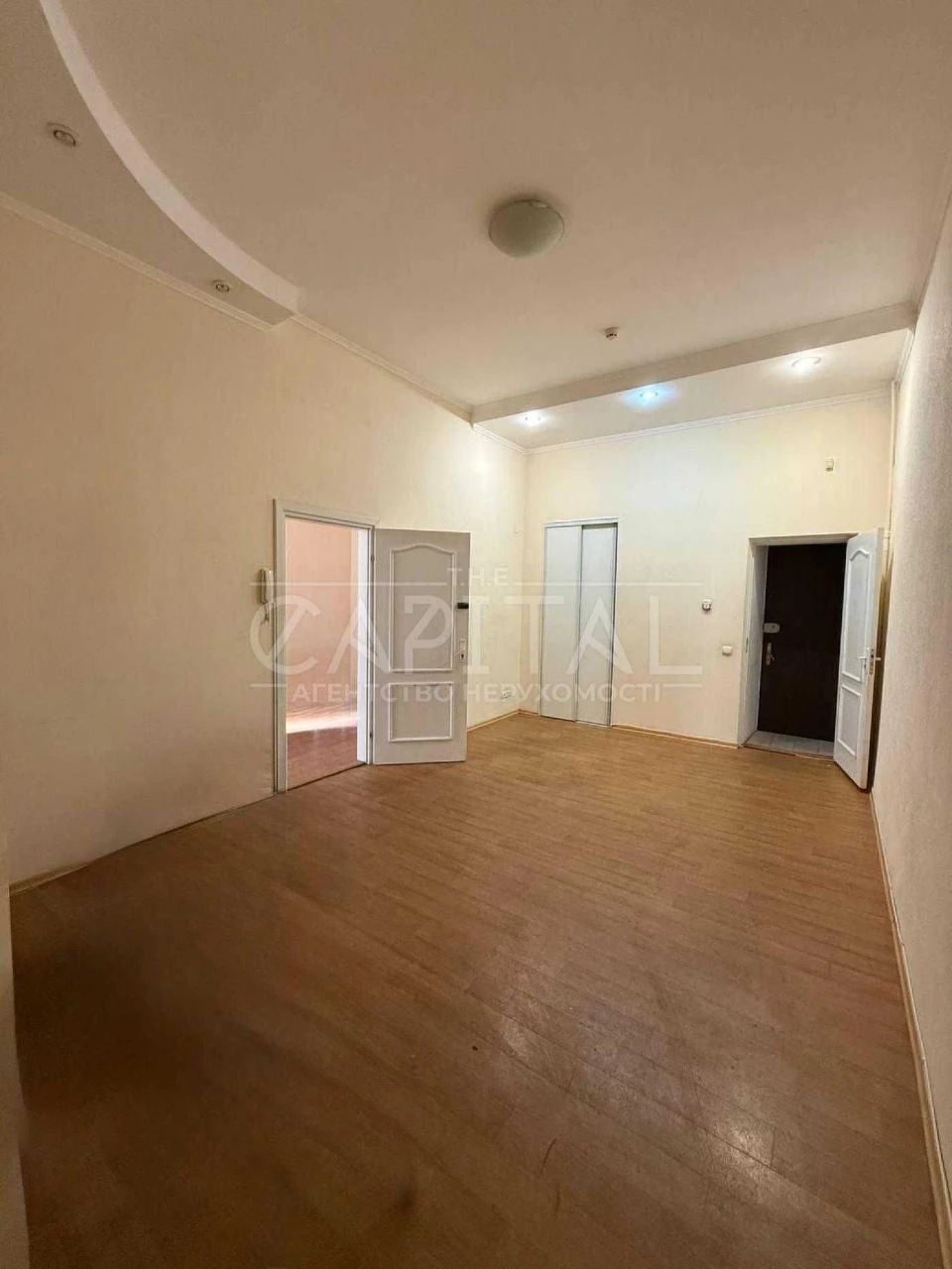 Продаж квартири, вул. Шота Руставелі, Печерськ