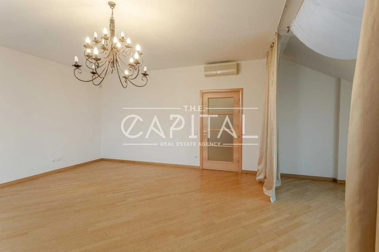 Продаж квартири, бул. Шевченка Тараса, Площа Українських Гер