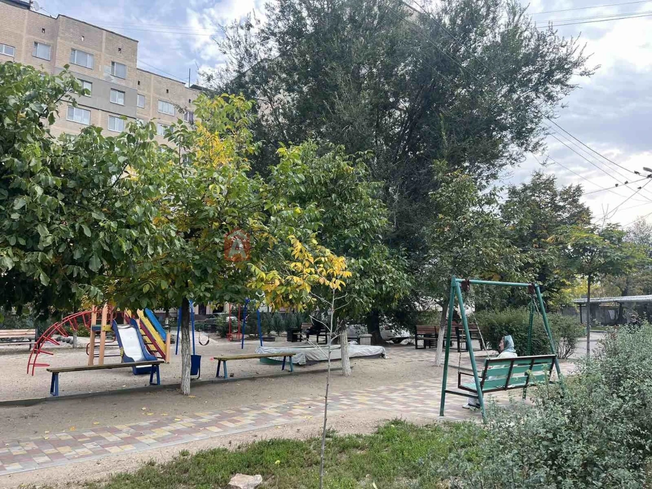 3 ком квартиру с раздельными комнатами, Калиновая- Янтарная-