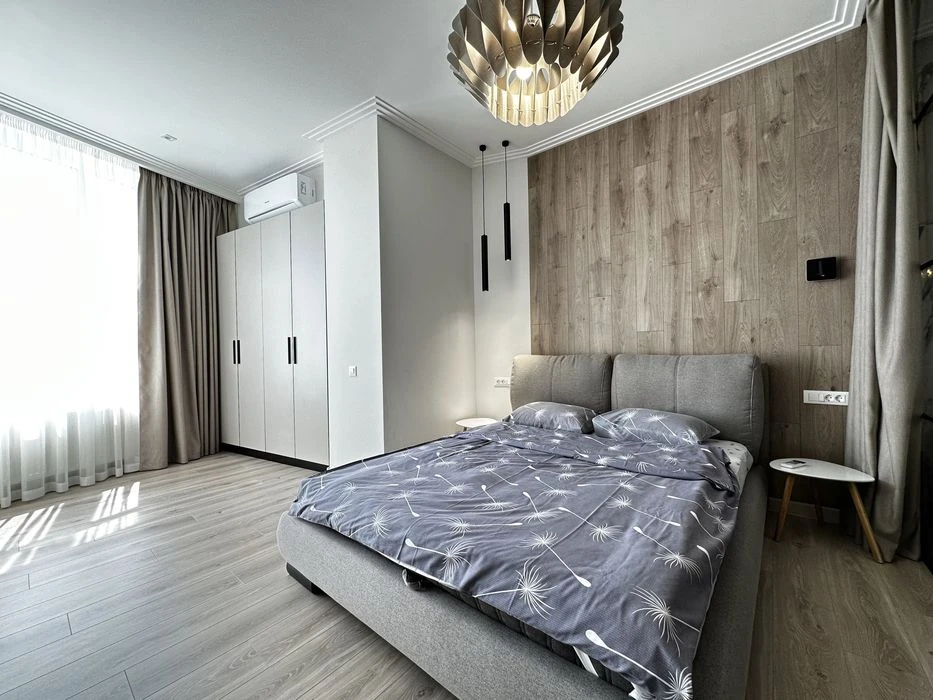 Morekhodny pereulok. Residential complex Morskaya Symphony. Long-term. Here are the owners