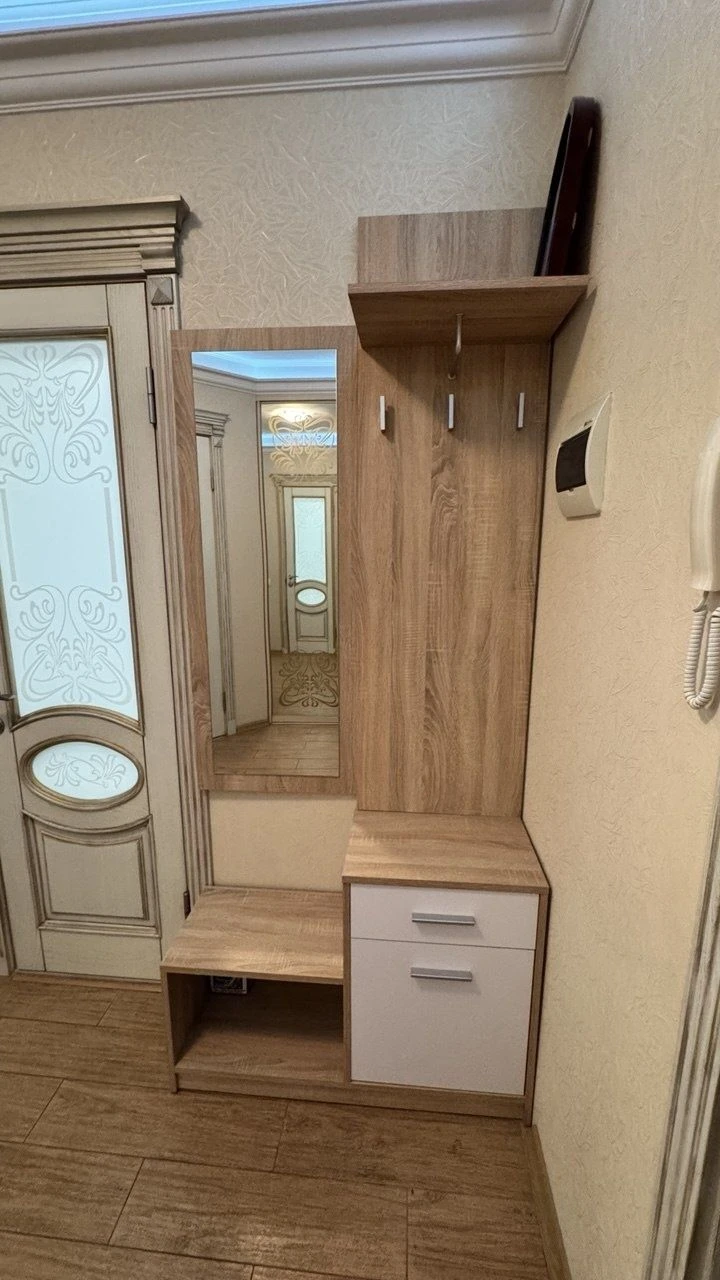 ПРОДАЖ 2-кімн квартири 80кв.м з індивідуальним опаленням, Кр
