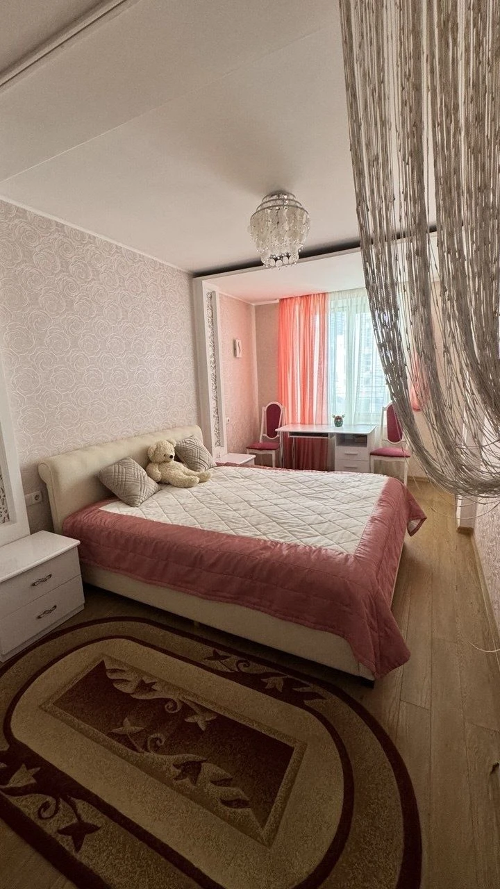 ПРОДАЖ 2-кімн квартири 80кв.м з індивідуальним опаленням, Кр
