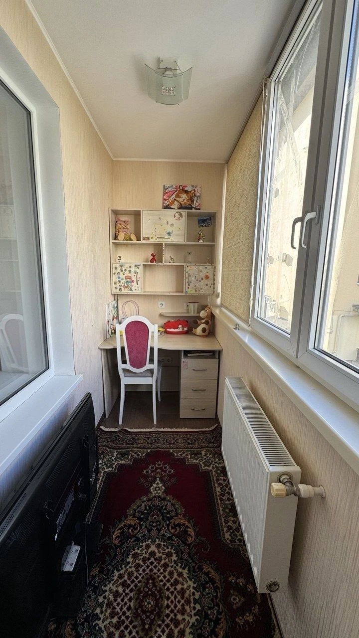 ПРОДАЖ 2-кімн квартири 80кв.м з індивідуальним опаленням, Кр