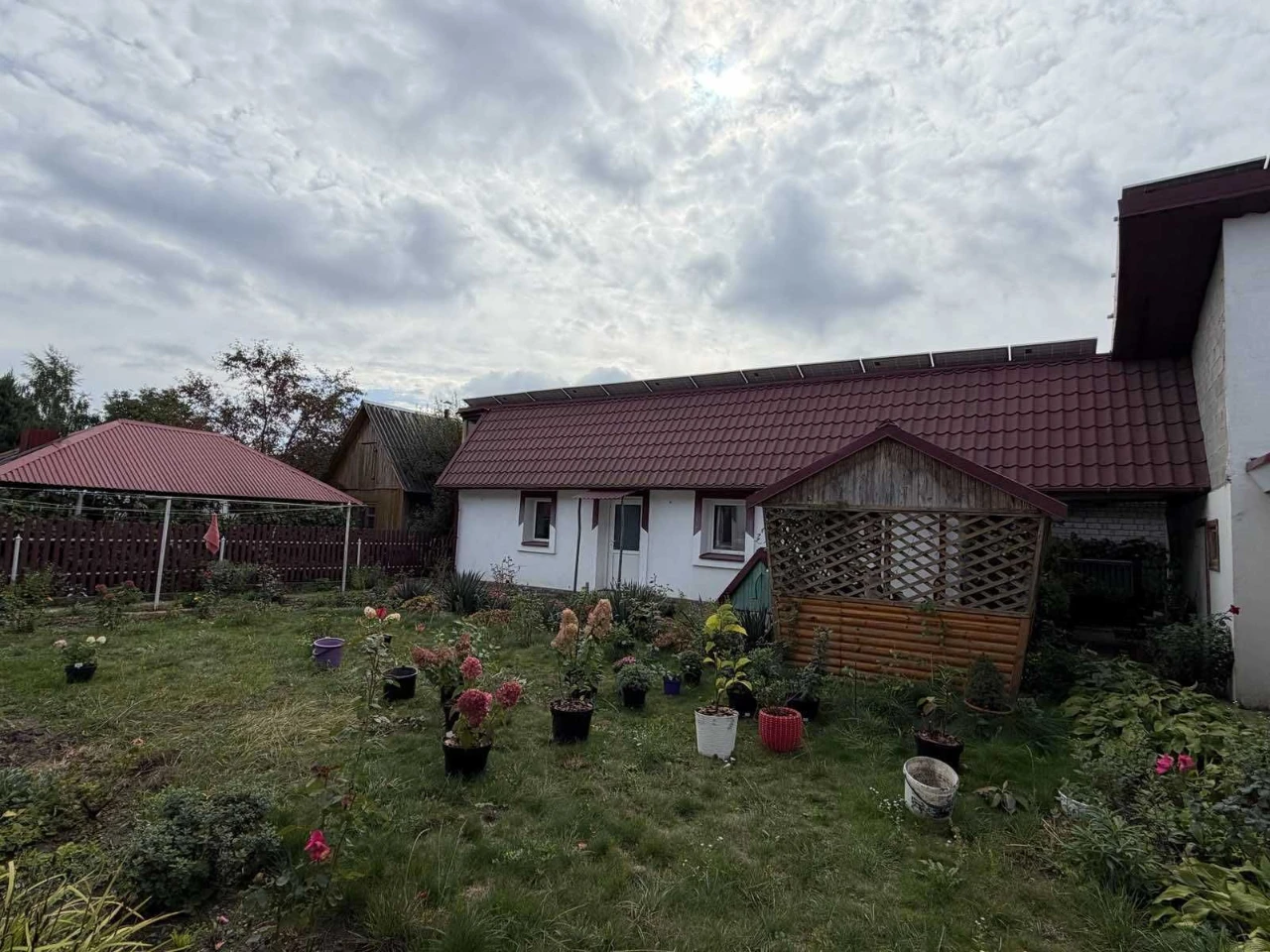 Будинок з власною сонячною електростанцією