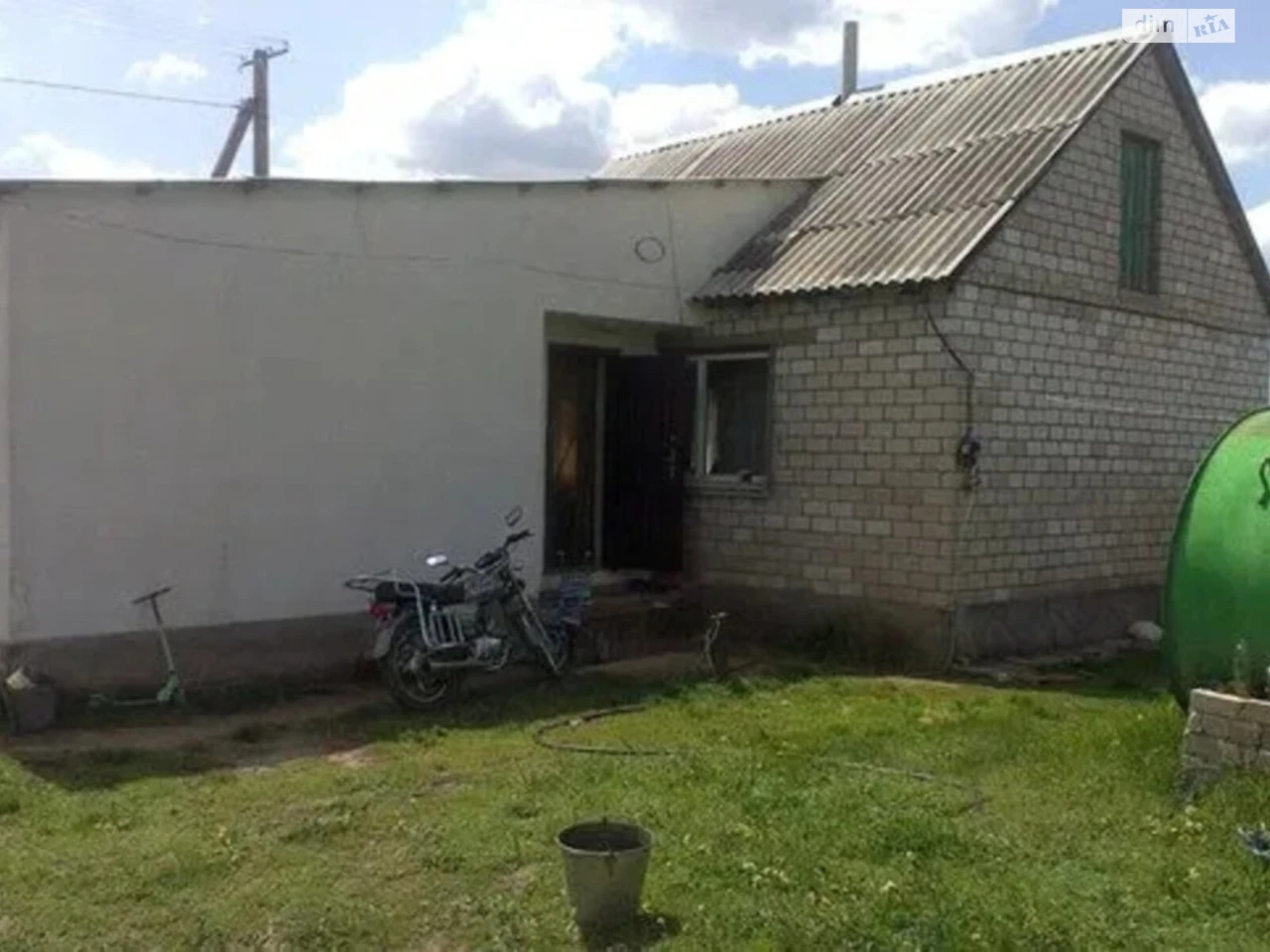 Продаж Дім