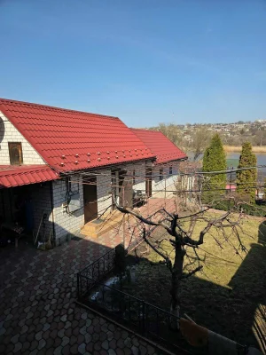 Продам 2 поверховий будинок в центрі міста Первомайськ