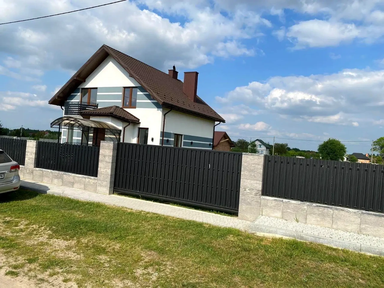 Продаж будинку 135 м² 9 сот.