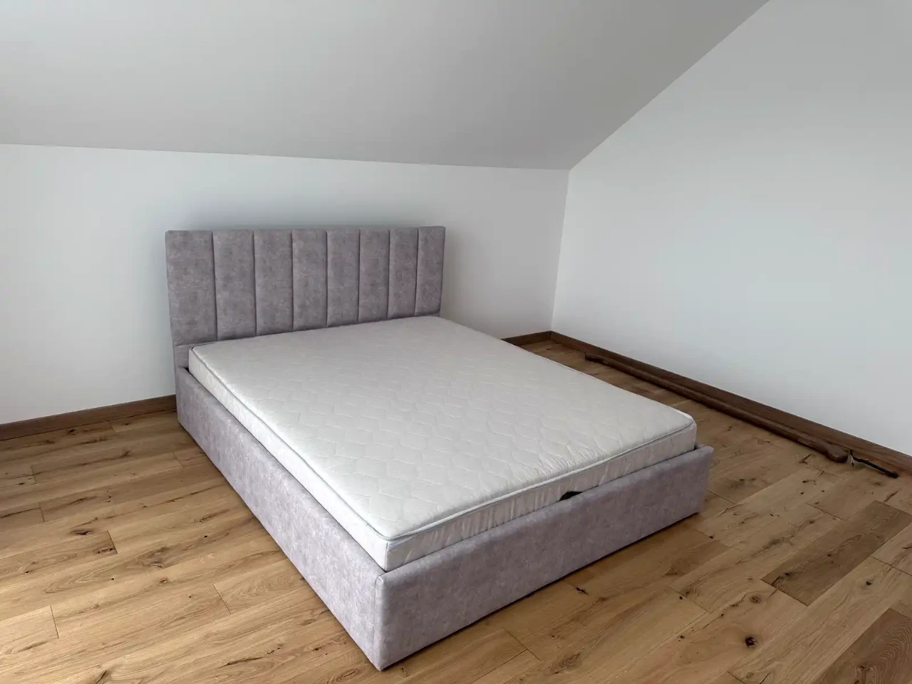 Продаж будинку 135 м² 9 сот.