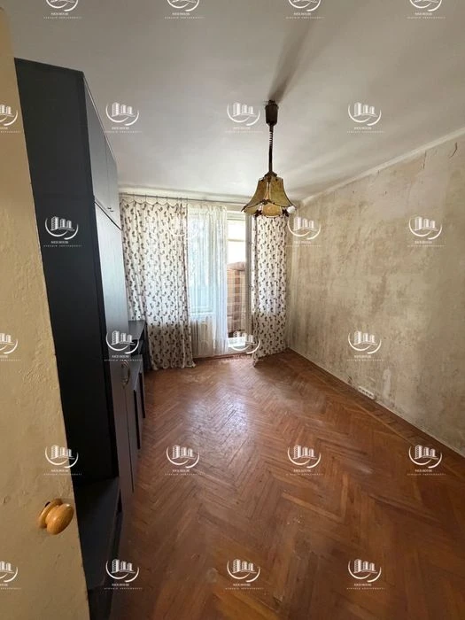 Two-room superior 5 minutes from the metro