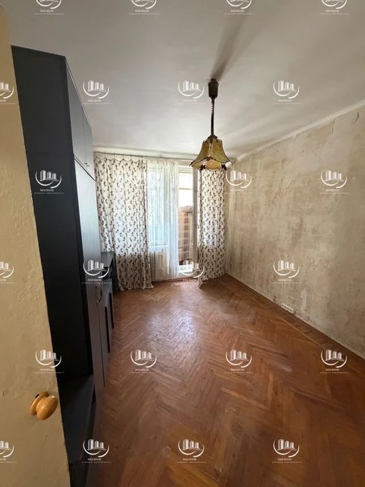 Two-room superior 5 minutes from the metro