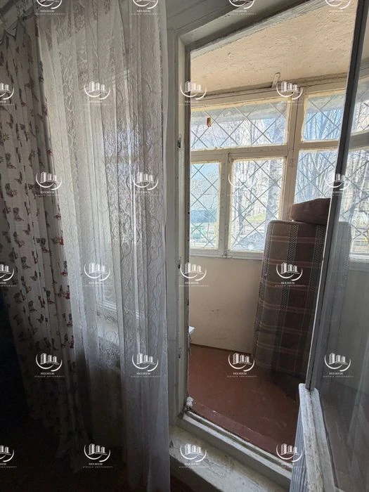 Two-room superior 5 minutes from the metro