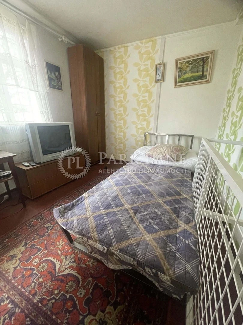 Продаж будинку вул. 94-а Садова в Києві / W-7475701