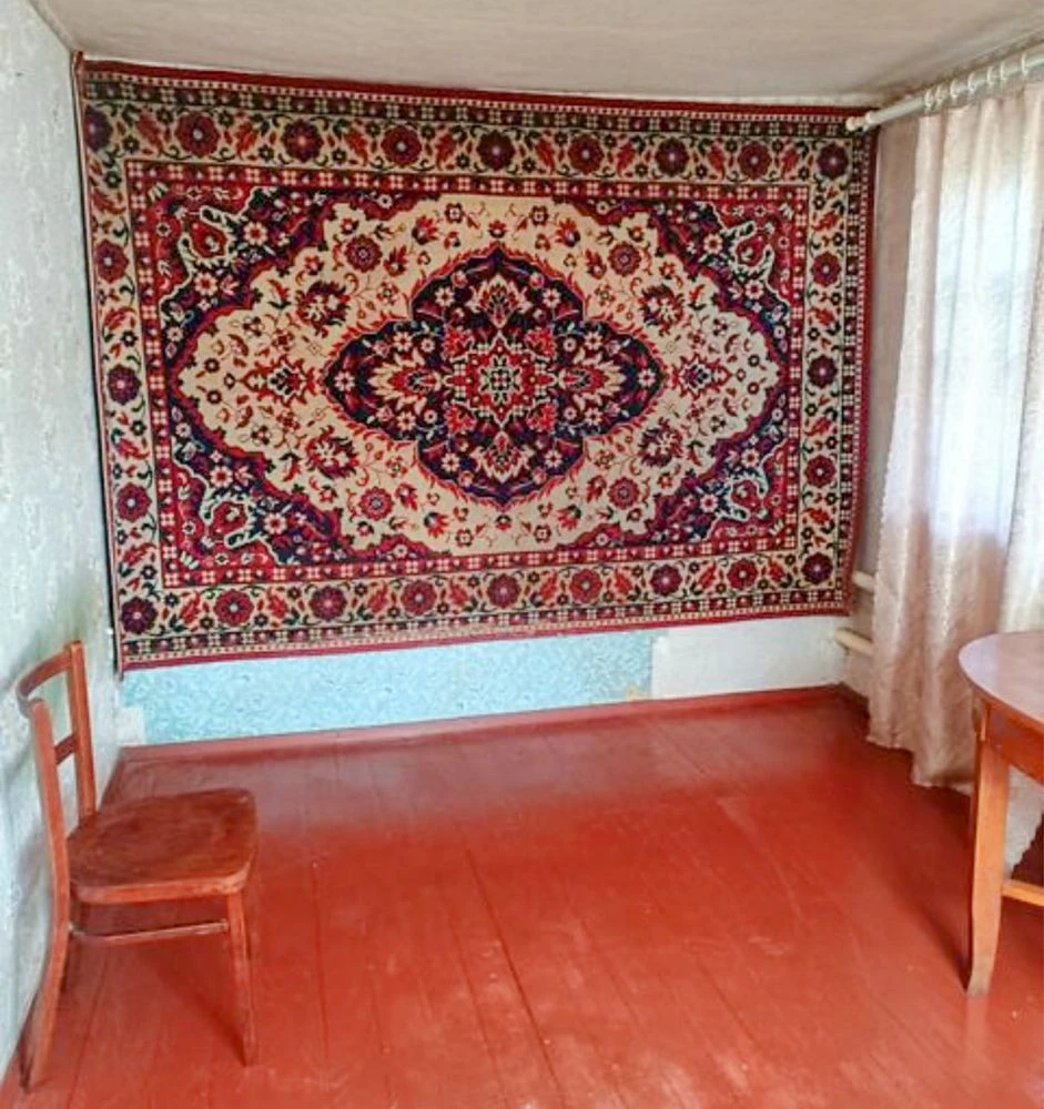 Продам ДОМ. на  ж/м. КЛОЧКО,   близко Образцова ,  Калиновая