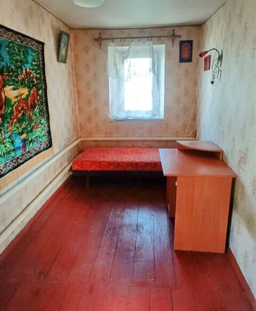 Продам ДОМ. на  ж/м. КЛОЧКО,   близко Образцова ,  Калиновая