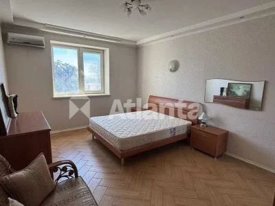 3-кімнатна квартира в центрі, ЖК Синя Птиця, Ланжерон, парк