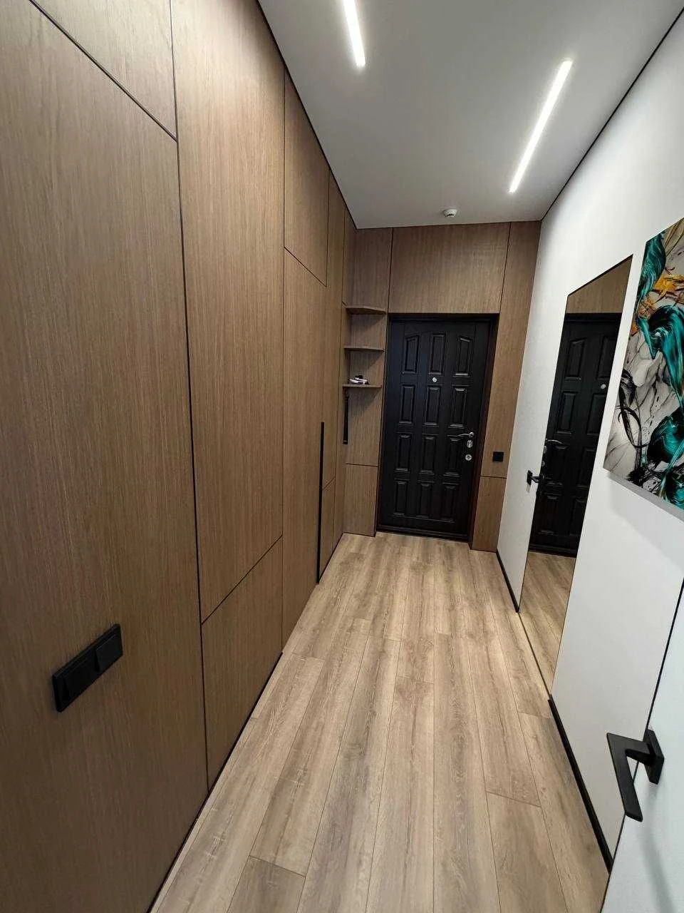 2 комн. квартира на Каманина с ремонтом.48 Жемчужина. Вид мо
