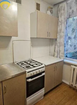 Продам 3-кімнатну квартиру на Таїрова. Школа №63  ТРЦ City C
