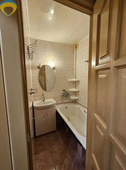 Продам 3-кімнатну квартиру на Таїрова. Школа №63  ТРЦ City C