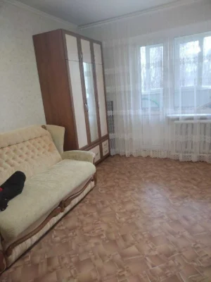 Простора та світла 2-к квартира на вул.Добровольського (обл