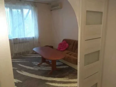 2 кімнатна квартира на Середнефонтанській