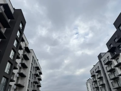Продам 1 кім квартиру поблизу маг. Велмарт