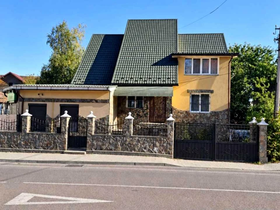 Будинок. Івано-Франківськ, 24 Серпня вул.